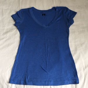 UO V-Neck Tee
